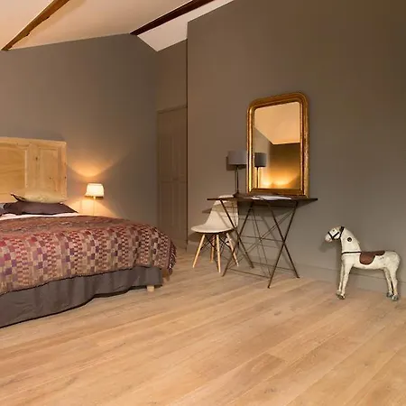 Guest house L'annexe - Maison D'hotes Ecully