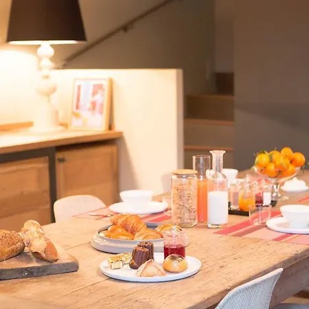 Guest house L'annexe - Maison D'hotes Ecully